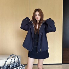 디올 100% 울 소재 D-로고 더블페이스 울 쇼트 코트