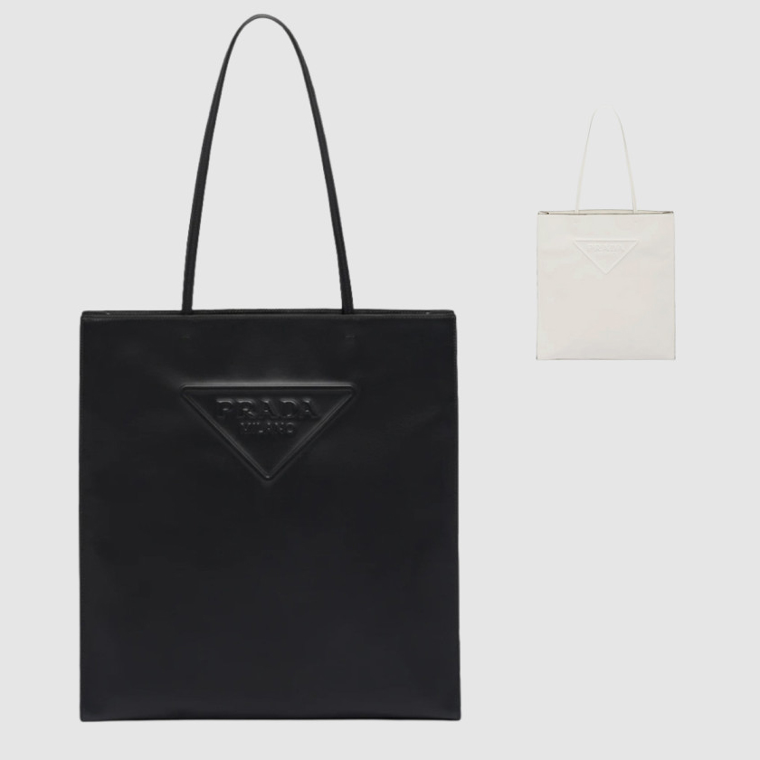 프라다 레더 엠보스 로고 토트백 1BG429