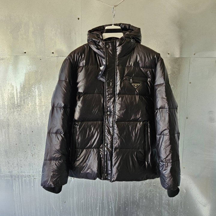 프라다 빅스틸 구스다운 패딩