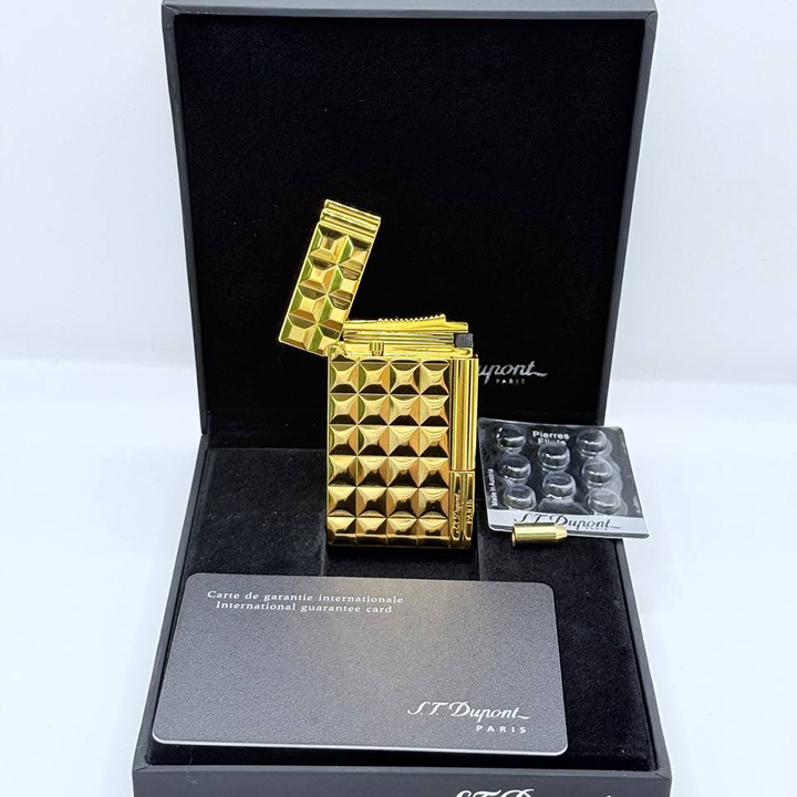 S.T. 듀퐁 (S.T. Dupont). 라인2 골드 다이아 헤드 DDP18