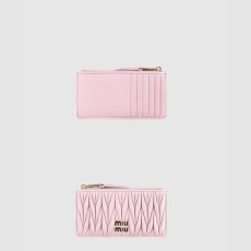 미우미우 마테라쎄 레더 엔벨로프 지갑 5MB006