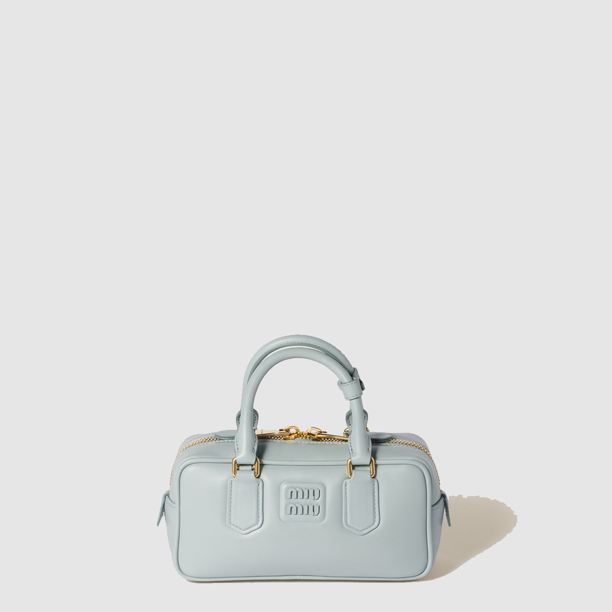 미우미우 아르카디 가죽 백 5BB142