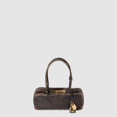 미우미우 보 나파 가죽 백 5BB173