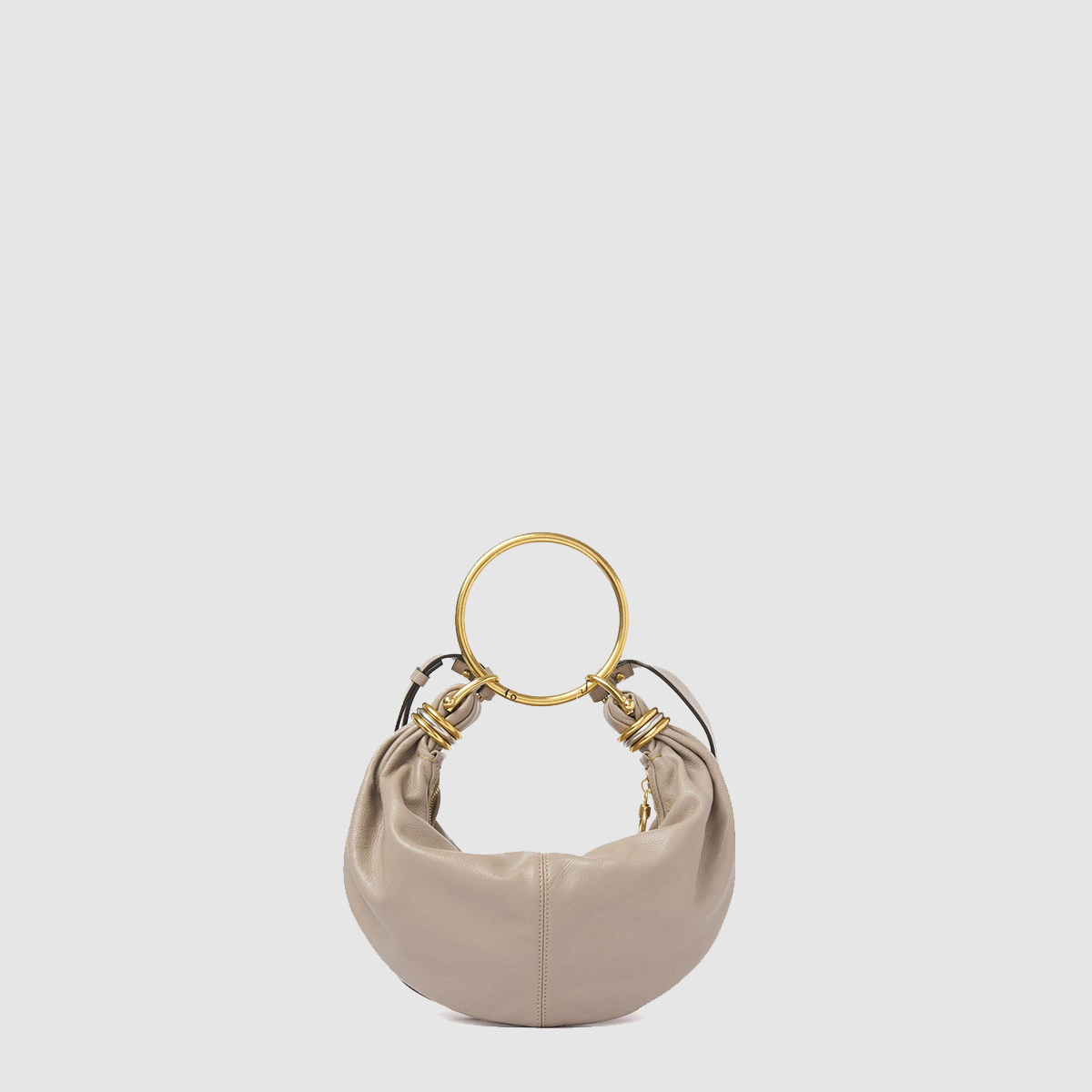 끌로에 그레인드 가죽 스몰 CHC24AS611N7223W