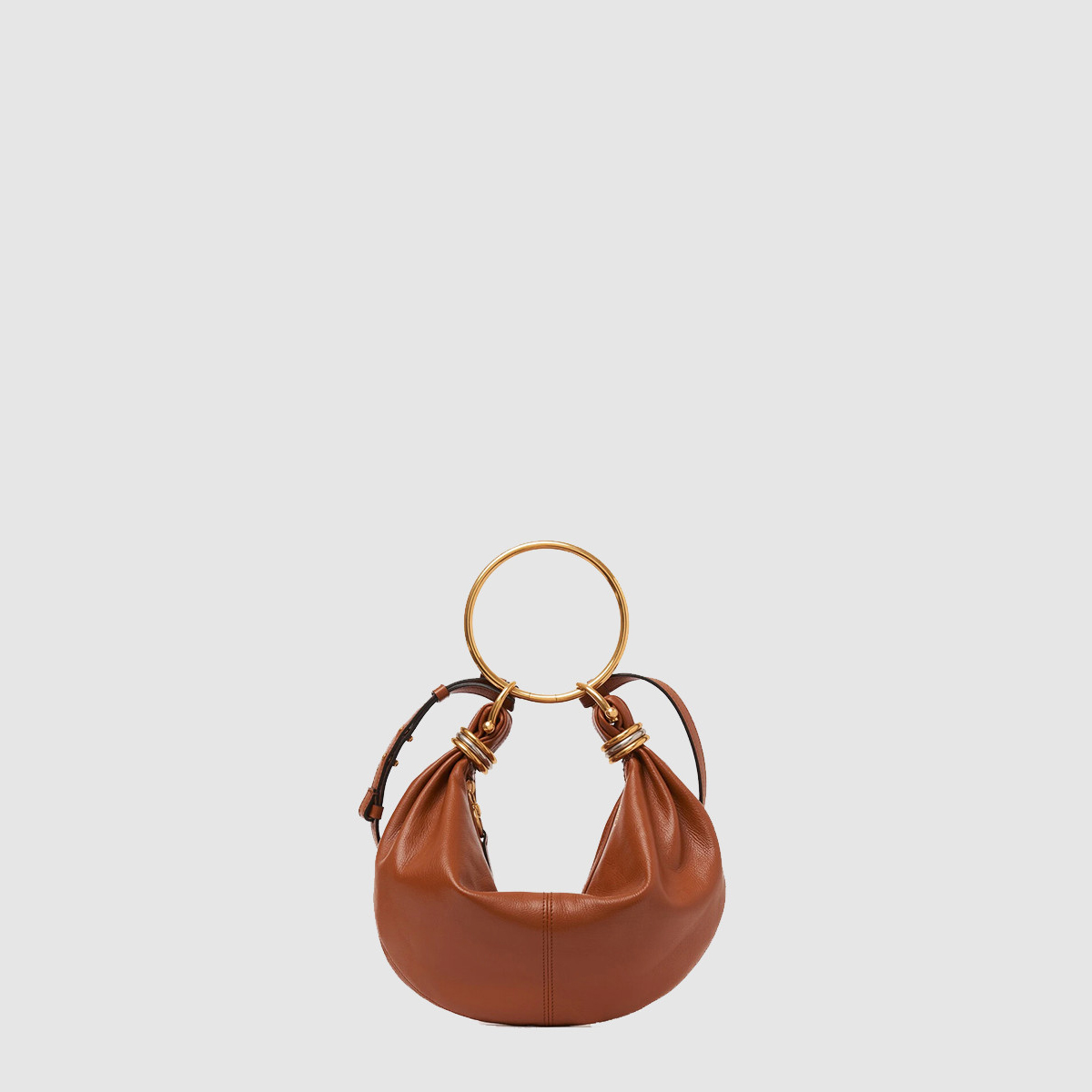 끌로에 그레인드 가죽 스몰 CHC24AS611N7226M