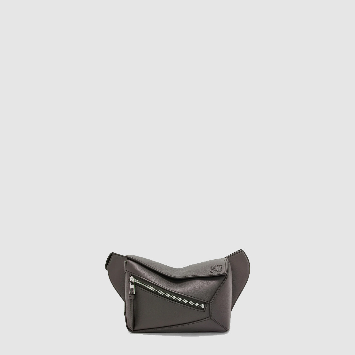 로에베 미니 퍼즐 엣지 범백 B510EB1X03