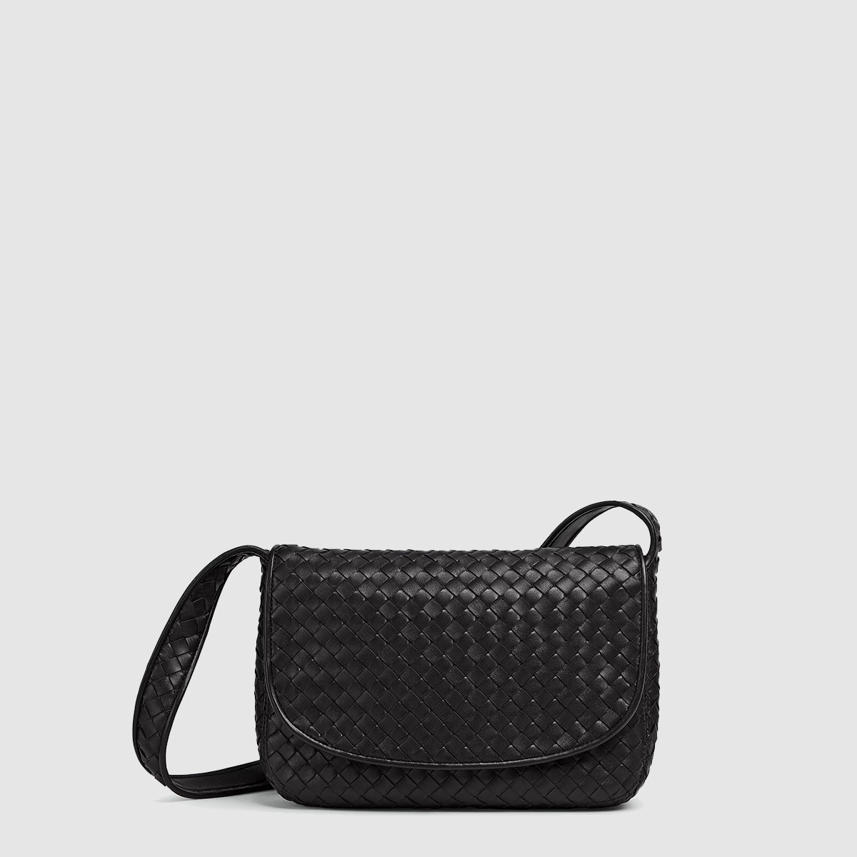 보테가베네타 베네토 플랩 메신저 백 843836