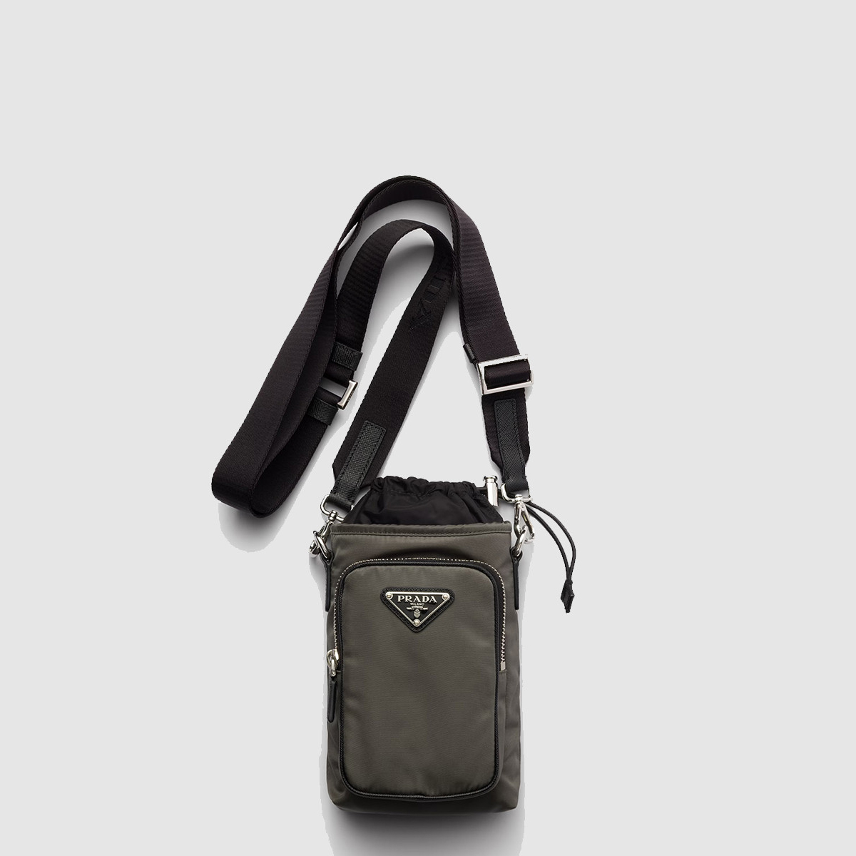 프라다 리나일론 스마트폰 케이스 2ZH155