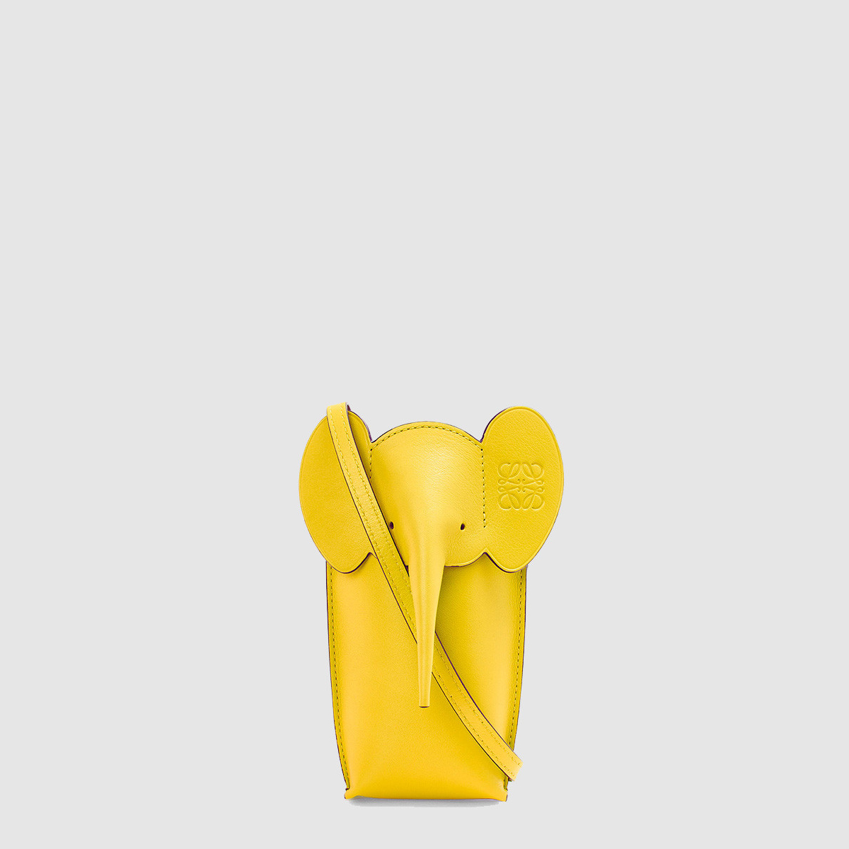 로에베 엘리펀트 포켓 C623B02X10